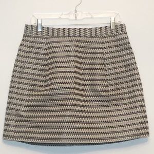 BCBG jacquard silver mini skirt pockets size 10